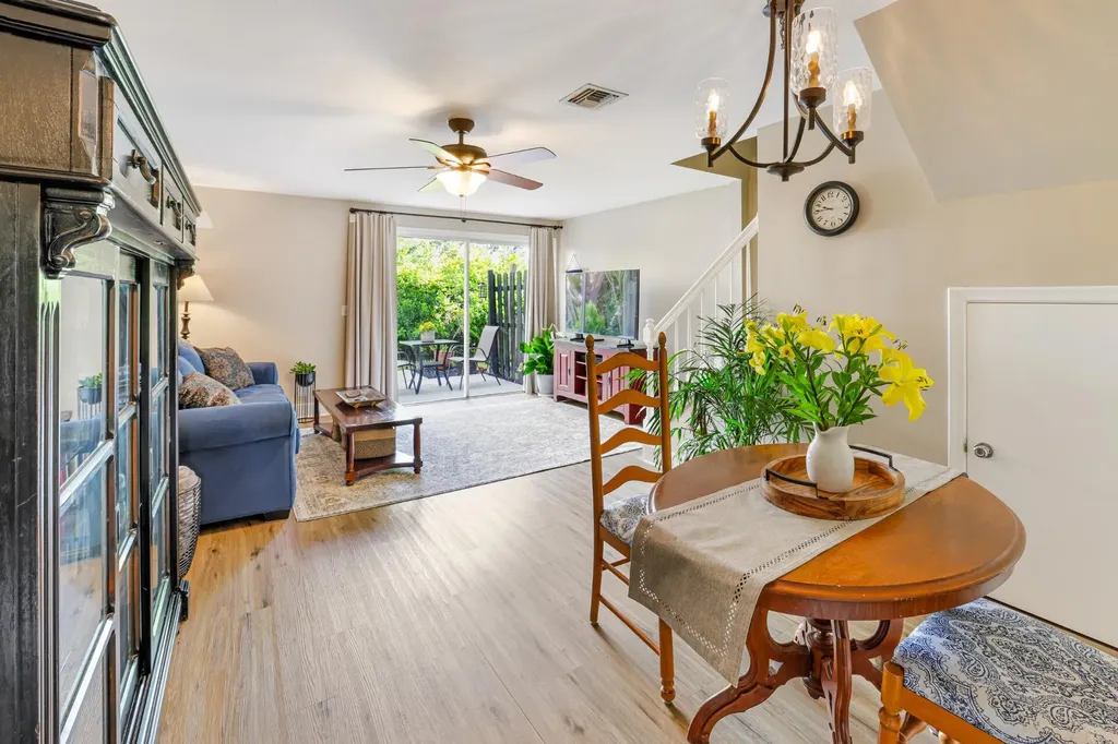 108 Old English Court Jupiter FL 33458