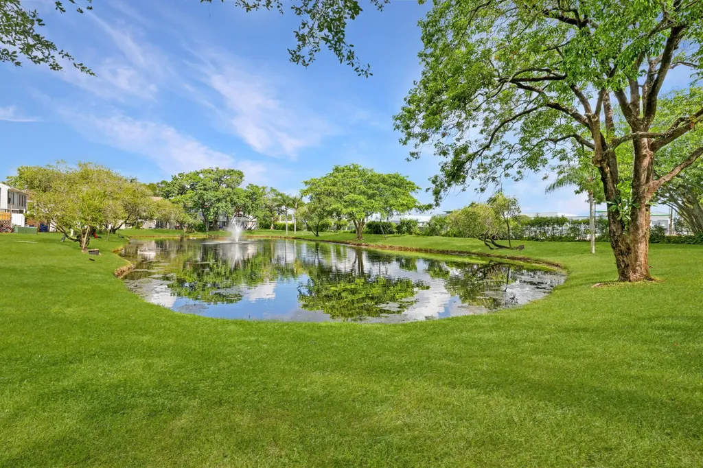 108 Old English Court Jupiter FL 33458