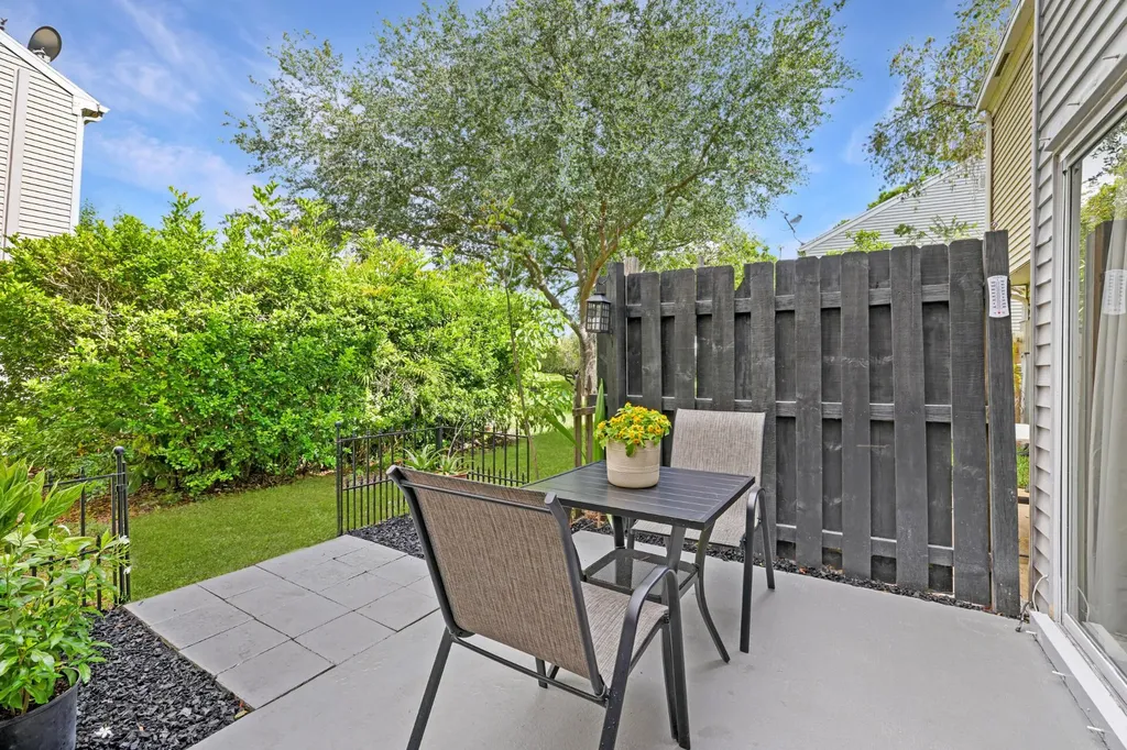 108 Old English Court Jupiter FL 33458