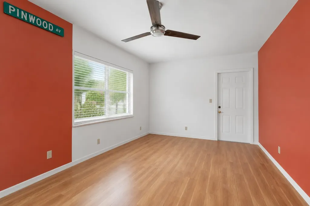 5109 Pinewood Avenue West Palm Beach FL 33407