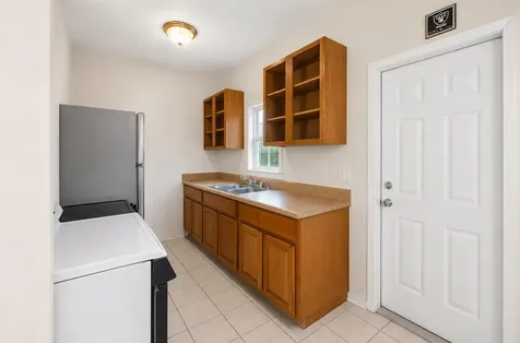5109 Pinewood Avenue West Palm Beach FL 33407