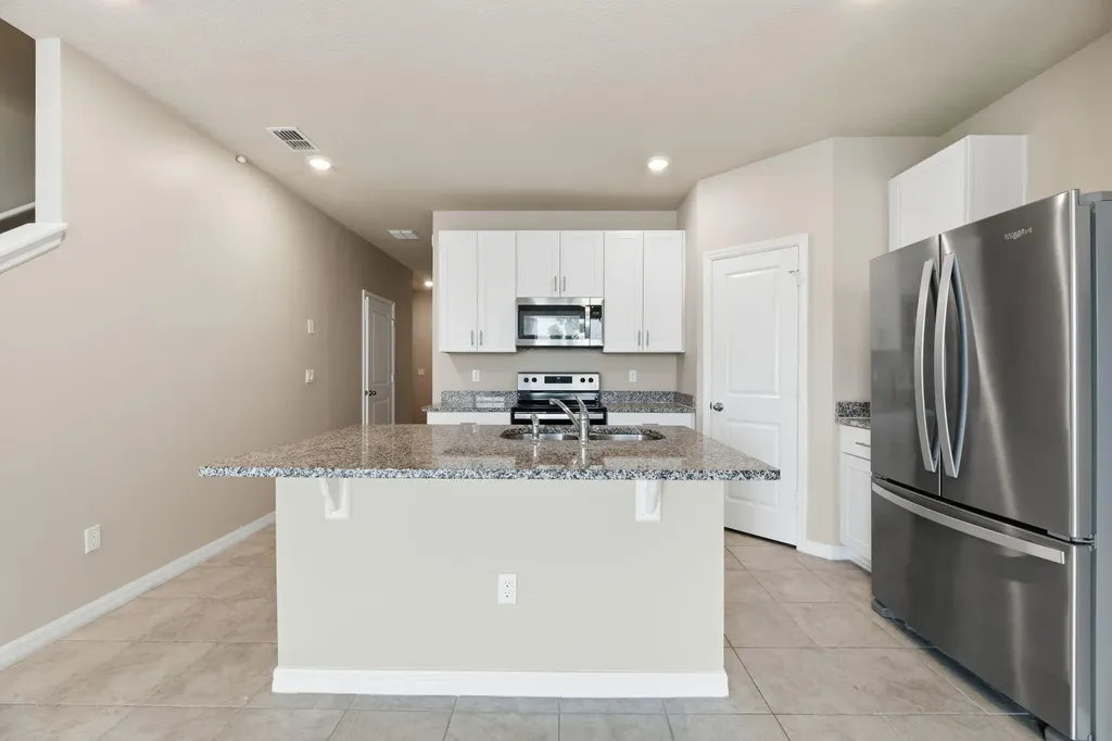 4046 Hot Springs Avenue Palm Springs FL 33461