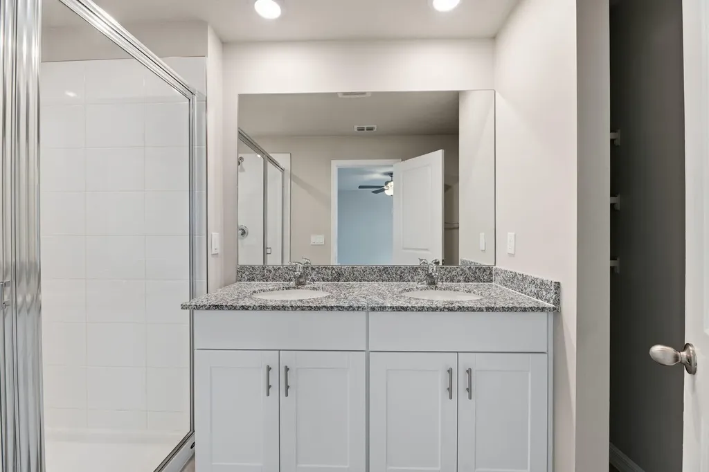 4046 Hot Springs Avenue Palm Springs FL 33461