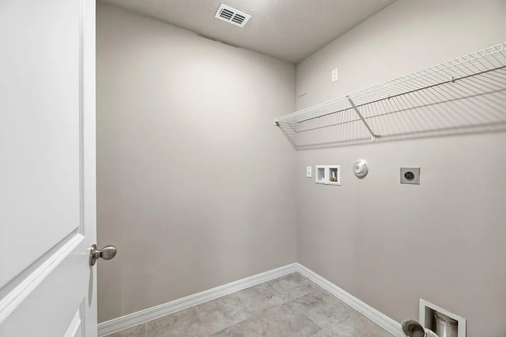 4046 Hot Springs Avenue Palm Springs FL 33461