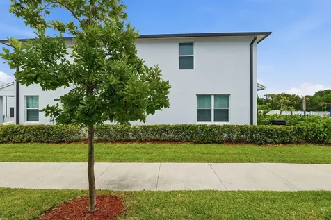 4046 Hot Springs Avenue Palm Springs FL 33461