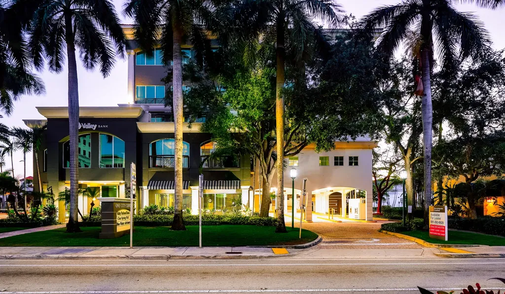 1 N Federal Highway Boca Raton FL 33432