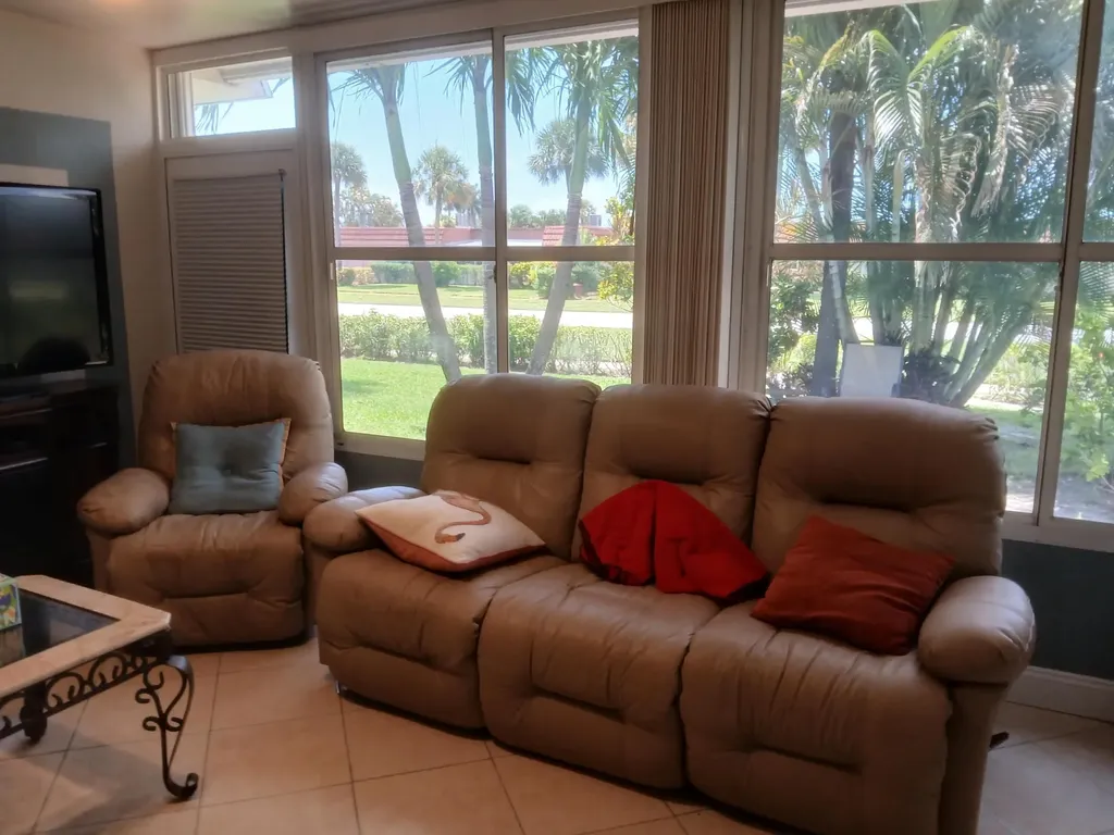 2638 Gately Drive E West Palm Beach FL 33415