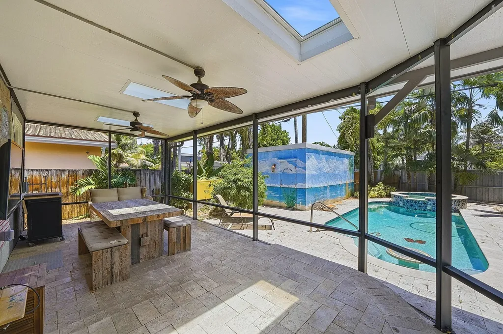 1658 Jackson Street Hollywood FL 33020