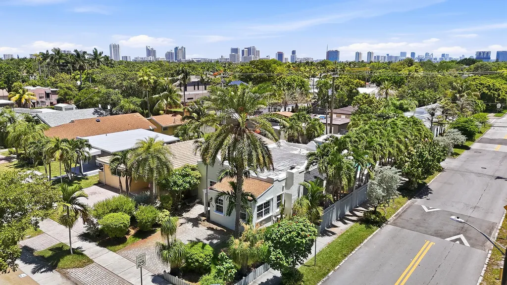 1658 Jackson Street Hollywood FL 33020