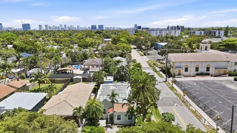 1658 Jackson Street Hollywood FL 33020