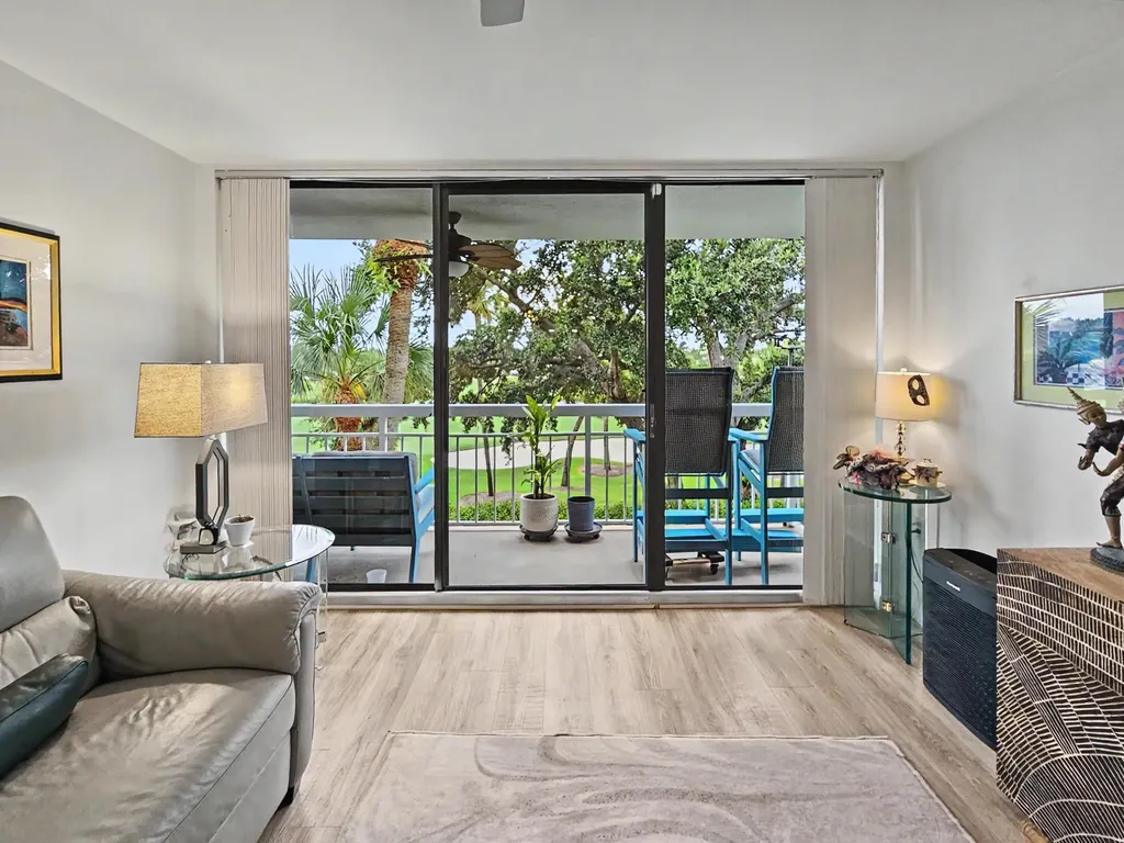 2811 Village Boulevard West Palm Beach FL 33409