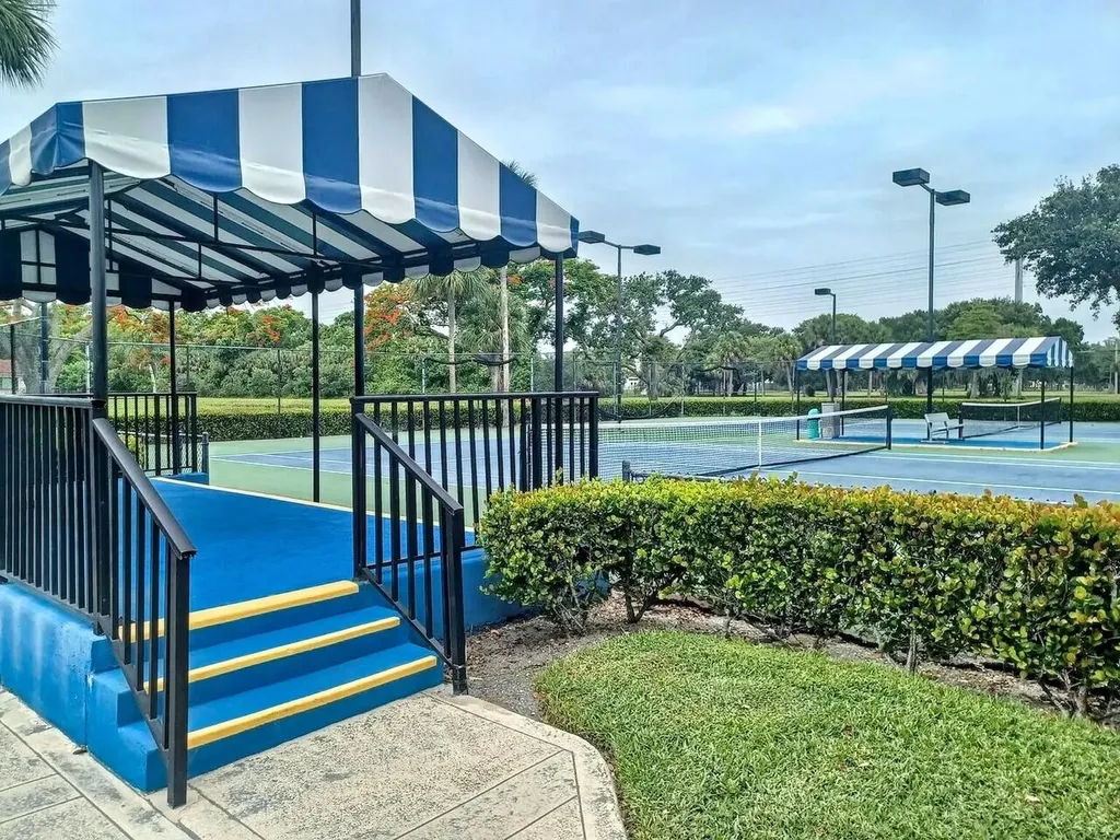 2811 Village Boulevard West Palm Beach FL 33409