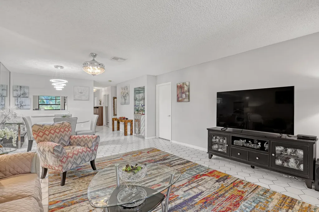 21662 Arriba Real Boca Raton FL 33433
