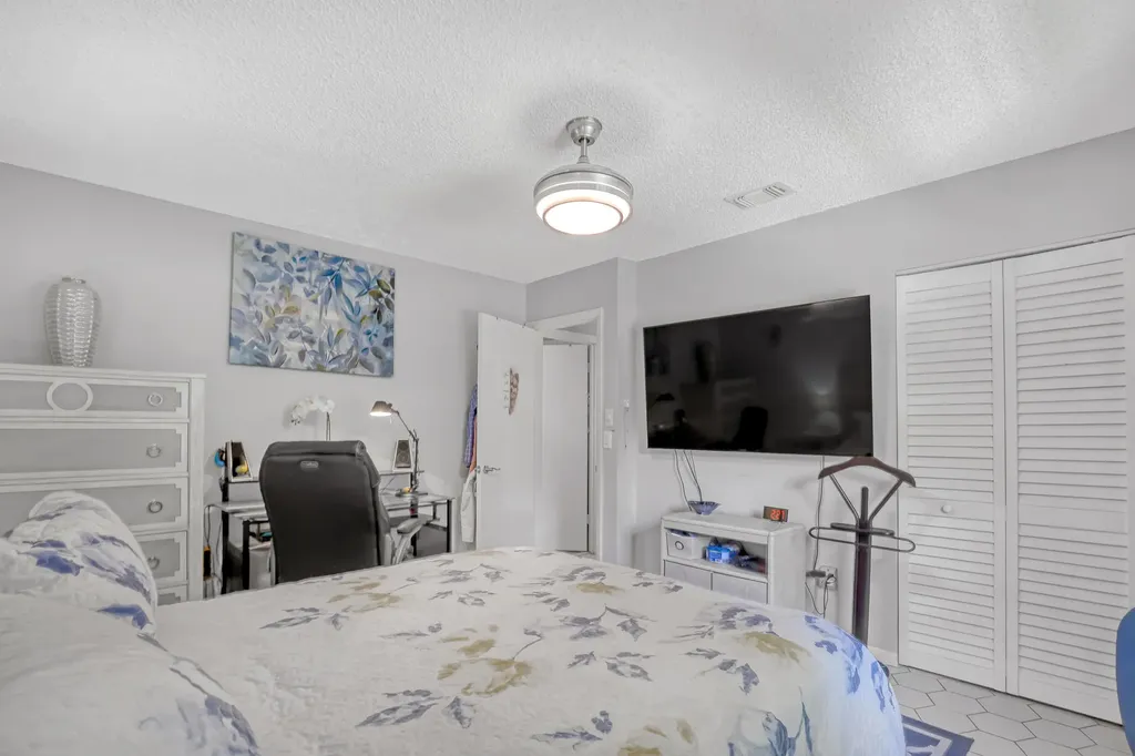 21662 Arriba Real Boca Raton FL 33433