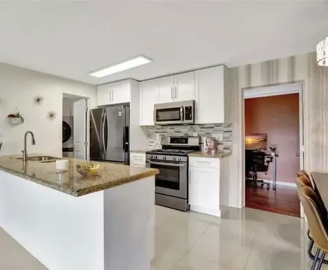 6807 NW 29th Street Sunrise FL 33313