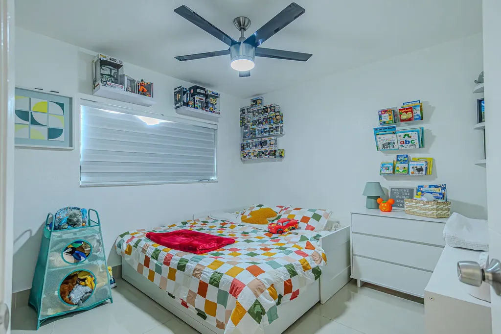 7690 W 29th Way Hialeah FL 33018