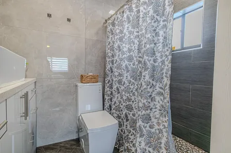 7690 W 29th Way Hialeah FL 33018