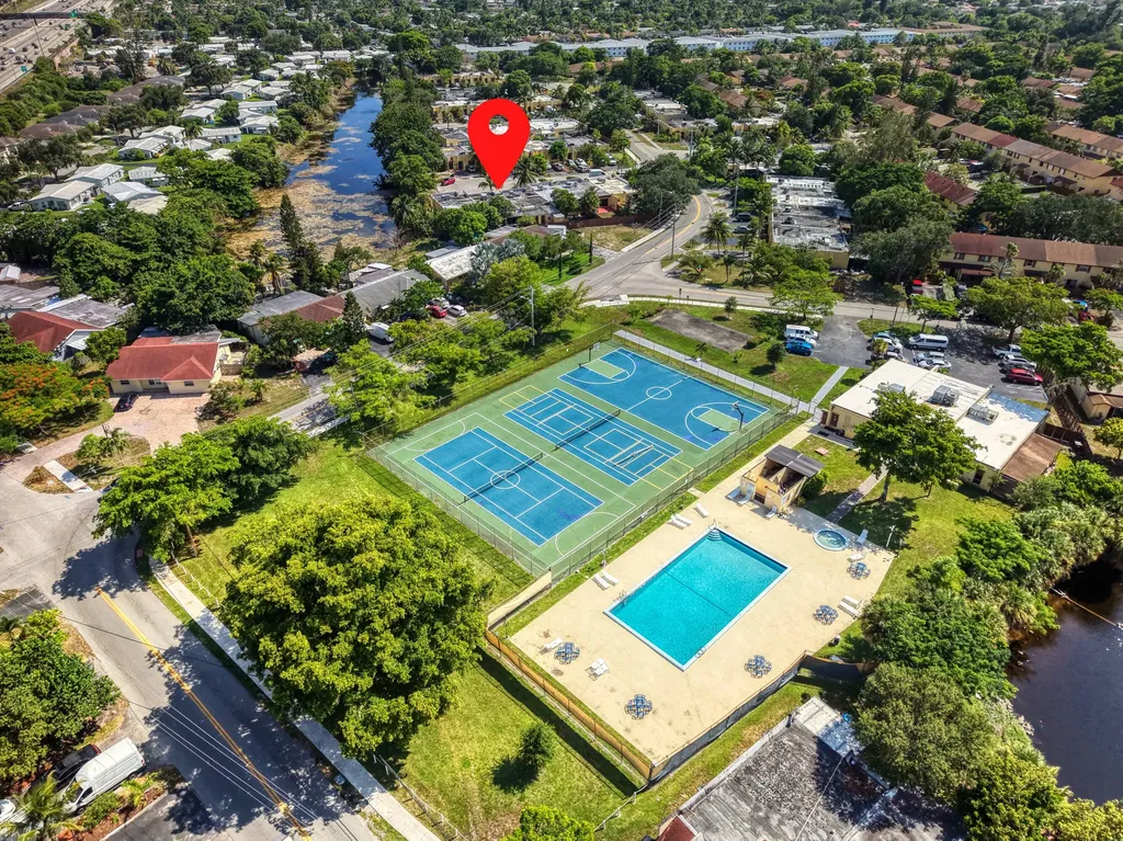 221 NW 43rd Place Deerfield Beach FL 33064