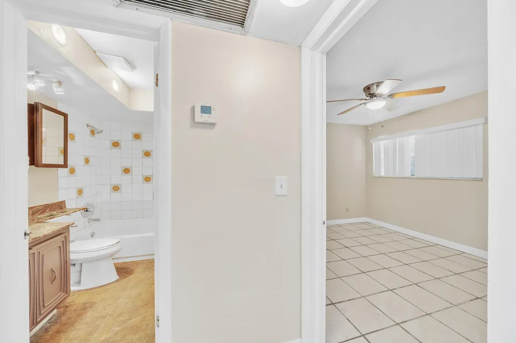 221 NW 43rd Place Deerfield Beach FL 33064