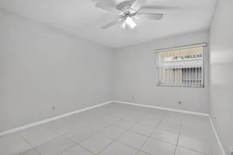 40 Burgundy A Delray Beach FL 33484
