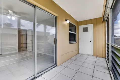 40 Burgundy A Delray Beach FL 33484