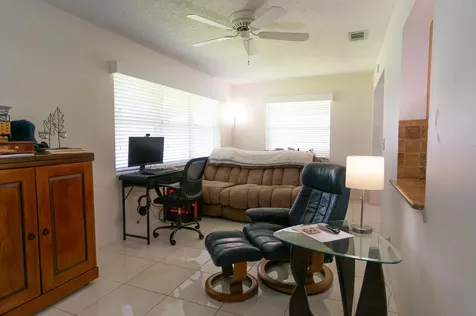 715 SW 18th Street Boynton Beach FL 33426