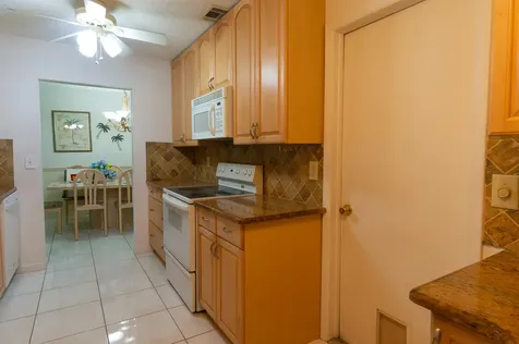 715 SW 18th Street Boynton Beach FL 33426