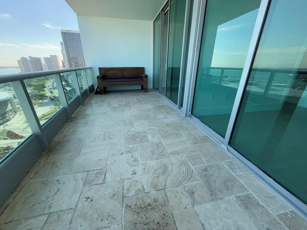 900 Biscayne Boulevard Miami FL 33132