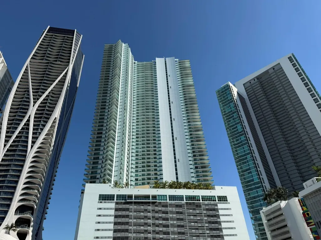 900 Biscayne Boulevard Miami FL 33132