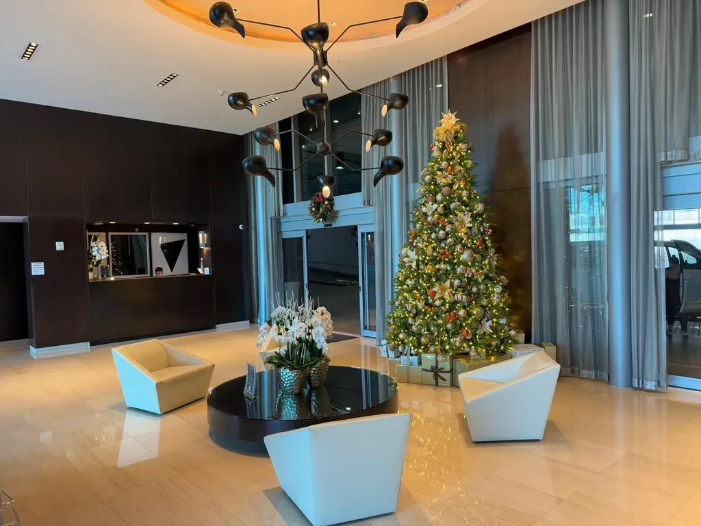 900 Biscayne Boulevard Miami FL 33132