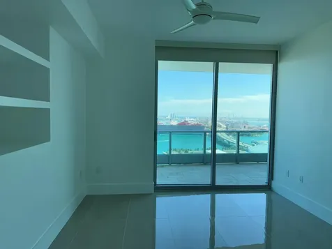 900 Biscayne Boulevard Miami FL 33132