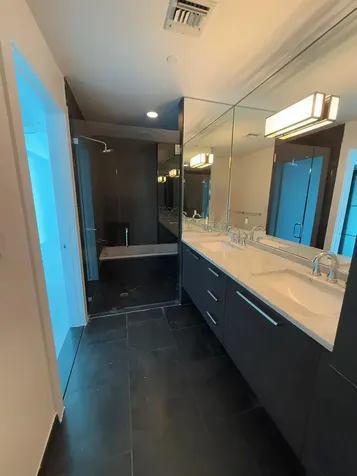 900 Biscayne Boulevard Miami FL 33132