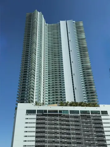900 Biscayne Boulevard Miami FL 33132