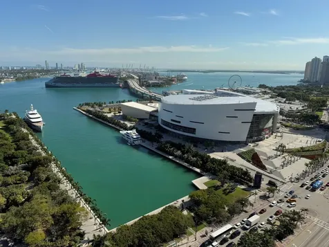 900 Biscayne Boulevard Miami FL 33132