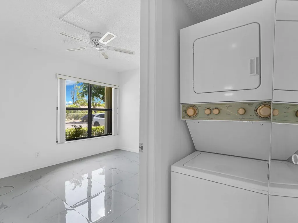 2011 SW 15th Street Deerfield Beach FL 33442