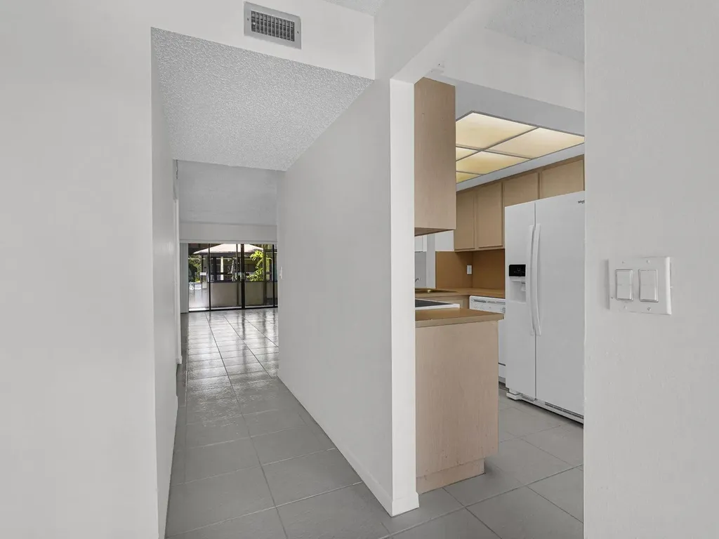 2011 SW 15th Street Deerfield Beach FL 33442