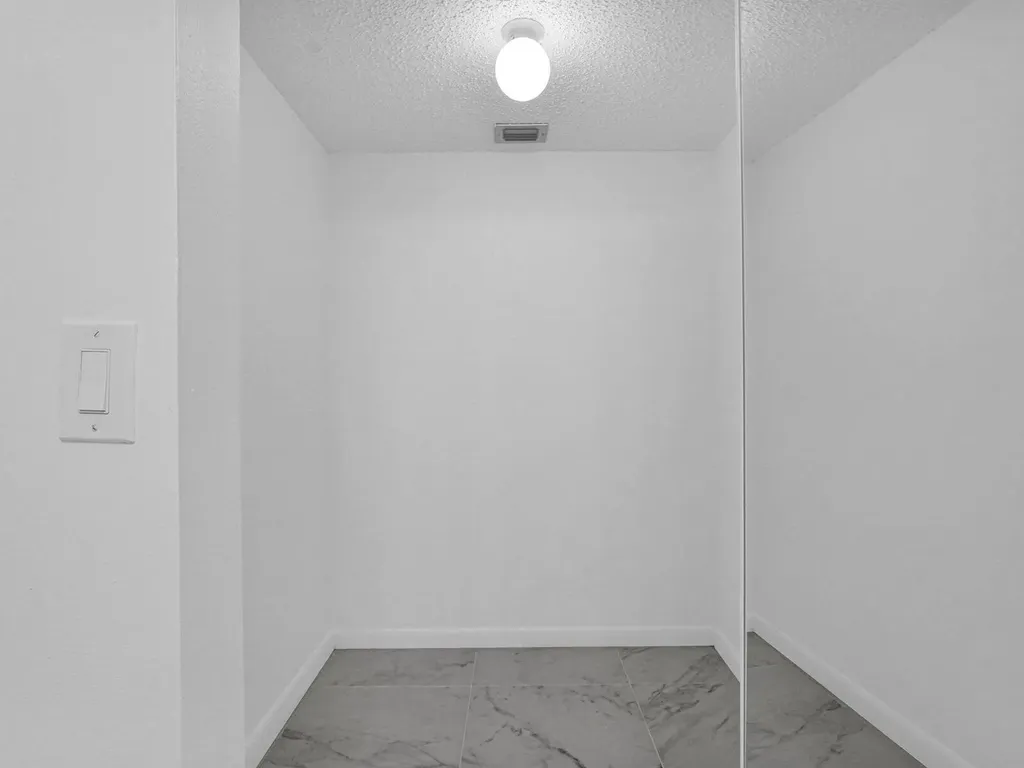 2011 SW 15th Street Deerfield Beach FL 33442