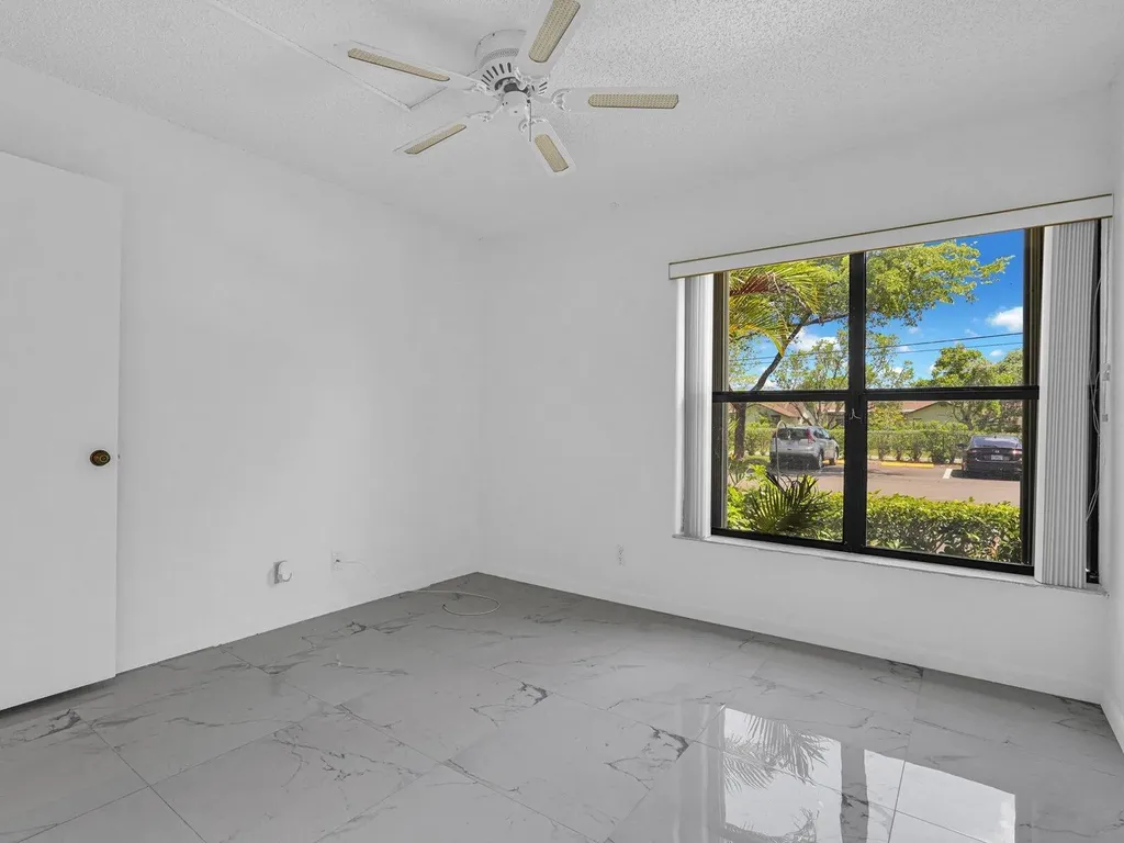 2011 SW 15th Street Deerfield Beach FL 33442