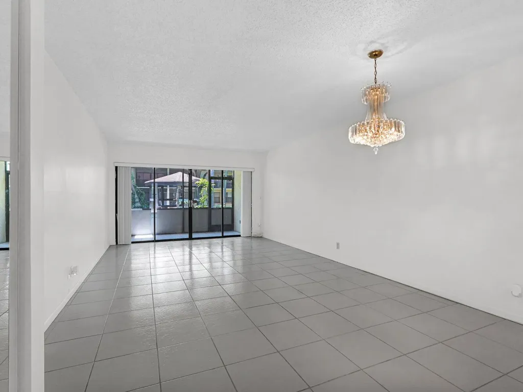 2011 SW 15th Street Deerfield Beach FL 33442
