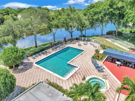 2011 SW 15th Street Deerfield Beach FL 33442