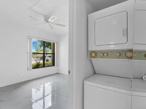 2011 SW 15th Street Deerfield Beach FL 33442
