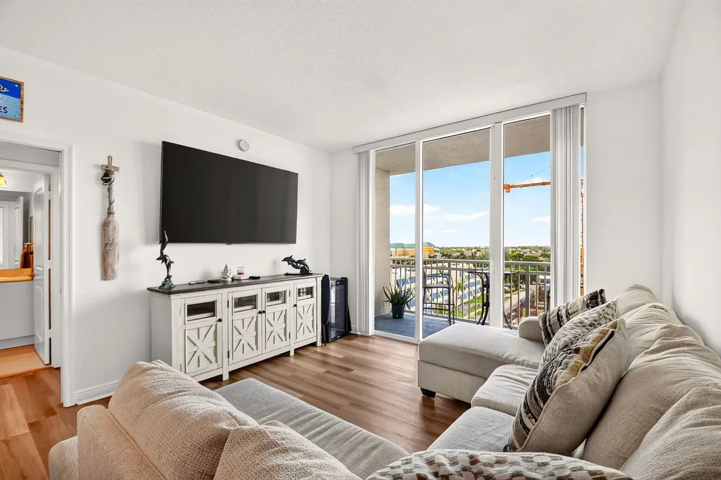 350 N Federal Highway Boynton Beach FL 33435