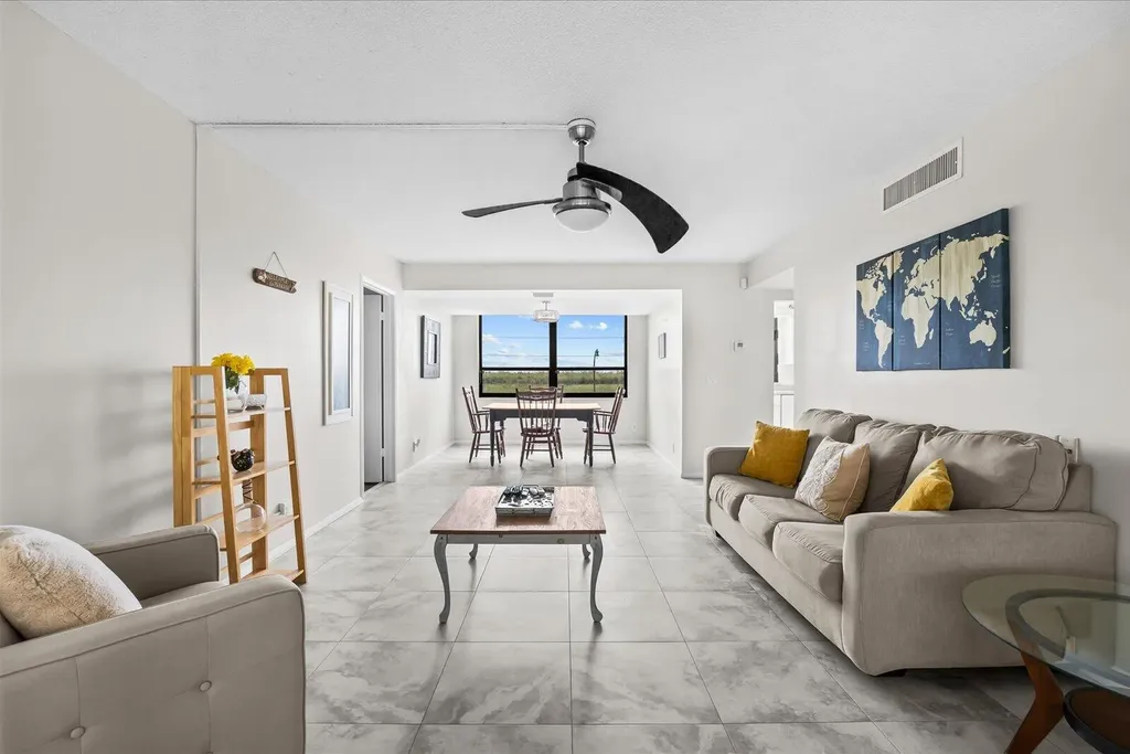 3452 NE Causeway Boulevard NE Jensen Beach FL 34957