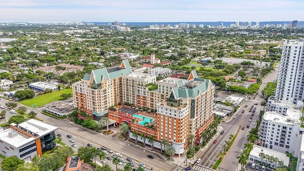 110 N Federal Highway Fort Lauderdale FL 33301