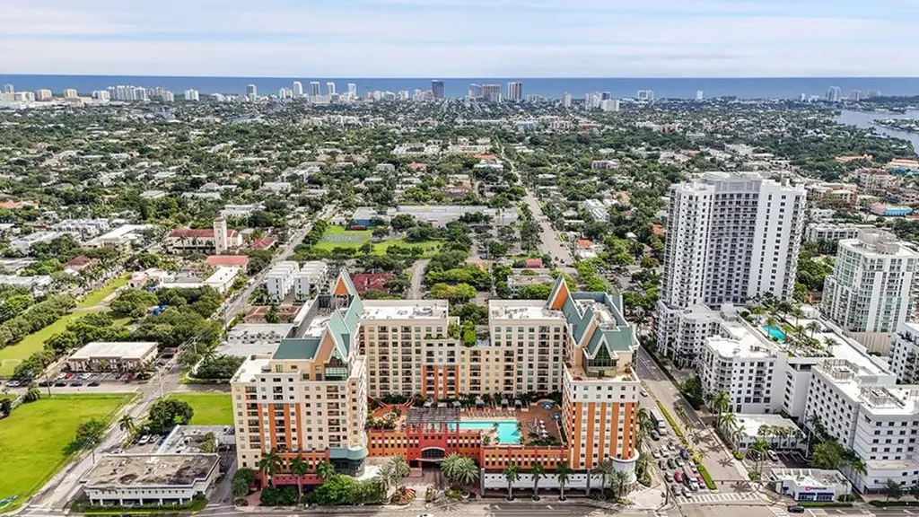 110 N Federal Highway Fort Lauderdale FL 33301