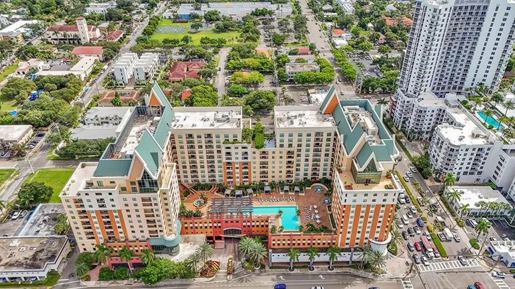 110 N Federal Highway Fort Lauderdale FL 33301