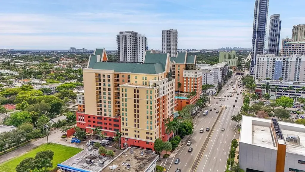 110 N Federal Highway Fort Lauderdale FL 33301