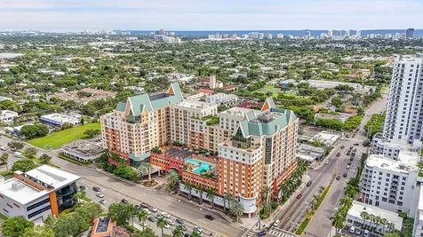 110 N Federal Highway Fort Lauderdale FL 33301