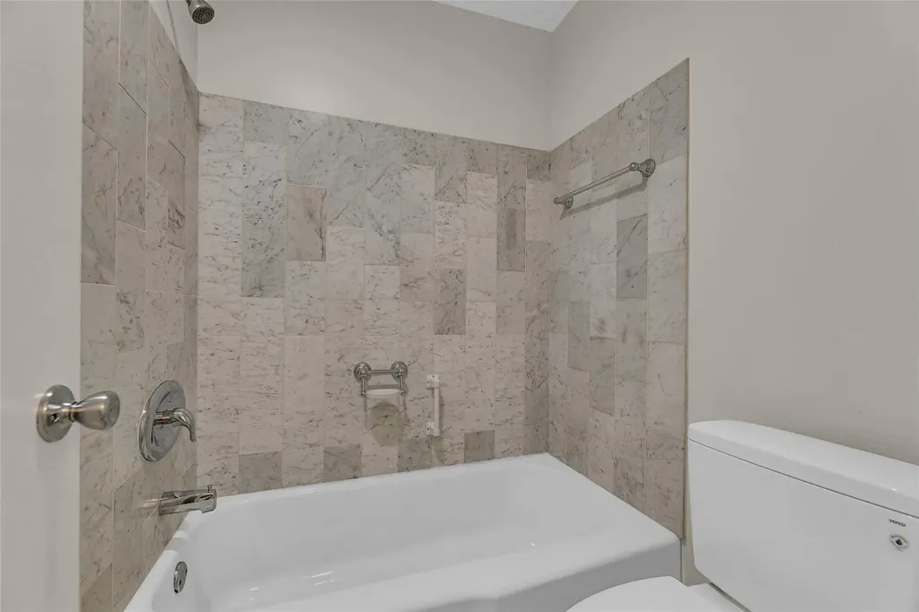 6319 Bay Club Drive Fort Lauderdale FL 33308