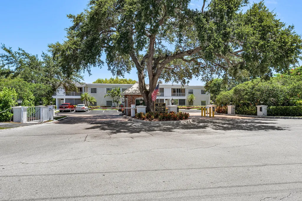 6319 Bay Club Drive Fort Lauderdale FL 33308
